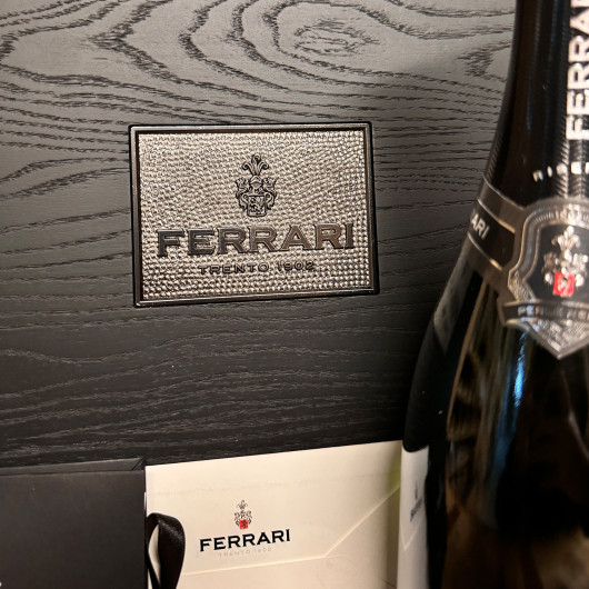 Ferrari - Perlè Nero Sboccatura 2021...